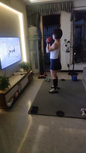 享受运动带来的快乐 运动最纯粹的意义:为了快乐,为了健康,而不是只盯着体重。#创作者扶持计划 #运动 #晶晶力量 #运动女孩 #居家锻炼