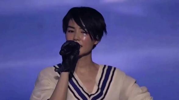 56岁王菲又出新歌了,献唱张艺谋作品主题曲,戏腔唱法惊艳众人#王菲 #张艺谋