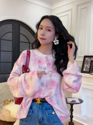 风华正茂的年纪当然要落落大方 #甜美穿搭 #小个子穿搭 #梨形身材穿搭 #减龄气质 #法式牛仔裤