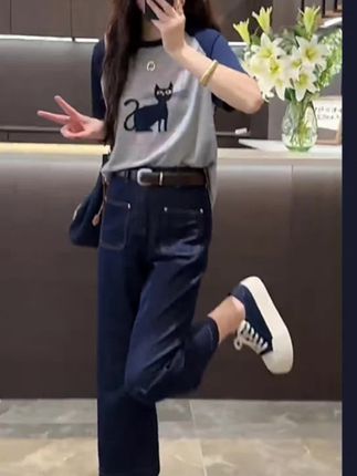 夏装搭配一整套女2025茶系穿搭减龄梨形 身材短袖上衣牛仔裤两件套#时尚穿搭 @抖音小助手