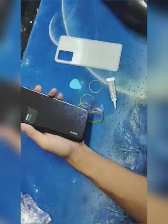 手机后盖替换教程 手机后盖替换教程