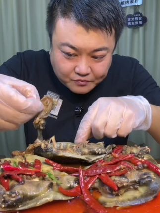 麻辣甲鱼卤甲鱼#麻辣甲鱼#卤甲鱼#好吃美味#肉质鲜嫩#麻辣鲜香