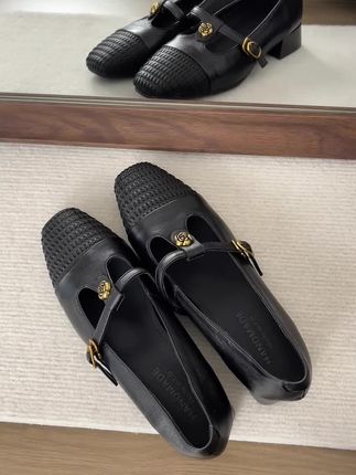 编织➕山茶花#只做高品质 #鞋推荐 #好物分享 #穿搭搭配 #鞋控日常