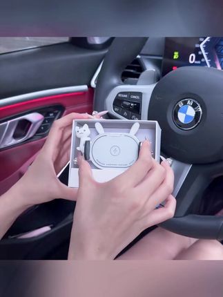 理想L6-L9专用车载无线充手机支架,还赠送公仔! #车载好物 #赠送卡通公仔 #赠送公仔 #理想L系列适用 #理想车载支架