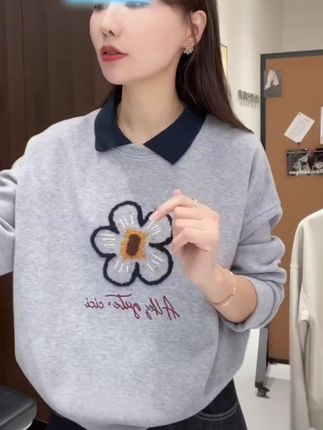 早秋假两件花朵刺绣减龄卫衣#秋季新款#舒适百搭#宽松显瘦#新款上新 #洋气减龄