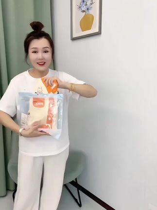 巨舒适的儿童家居服套装!小兔卡通设计超可爱#高品质童装 #童装穿搭 #秋上新 #潮童穿搭 #宝妈推荐