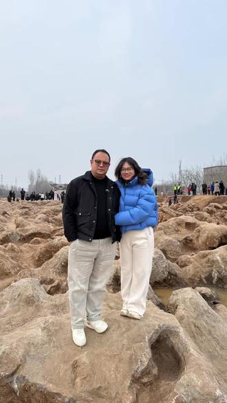 泰安宁阳“石海”!能在山东看到这种地貌还是很难得的!据说要回填,想来看的尽快#老魏夫妇 #宁阳石海