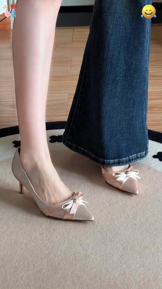 日常穿当婚鞋穿都超级美 #新衣服可以治愈各种不开心 #仙女鞋 #婚鞋 #缎面高跟鞋