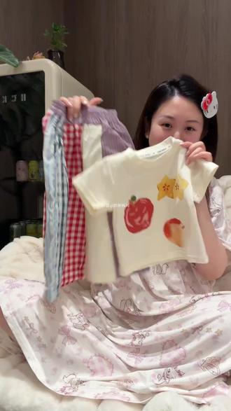 女童套装2026春季新款洋气儿童卡通印花短袖上衣宝宝拼色阔腿裤#女儿穿搭 #萌娃穿搭 #童装潮搭配 #女宝穿搭 #生女儿就要这样穿
