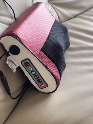 志高按摩枕好用,下班回家按一下脖子简直太舒服了,腰腿胳膊都能按!#按摩仪 #按摩放松 #家庭必备 #志高按摩仪 #好物推荐