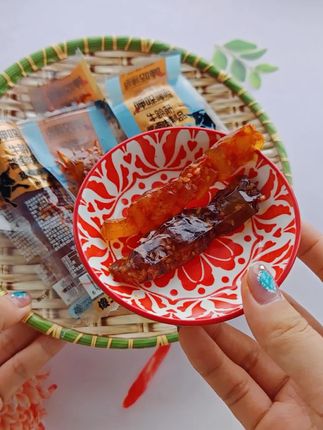 傻二哥牛蹄筋,Q弹入味嚼着香,追剧解馋就靠它,一口一口超上头!#傻二哥牛蹄筋 #追剧小零食 #解馋神器 #Q弹口感 #零食推荐