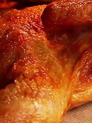 #烤全鸡 在家就可以实现烤全鸡自由了,皮脆肉嫩还爆汁,太好吃了,大人小孩都爱吃 #太好吃了 #超便宜超划算 #烤鸡