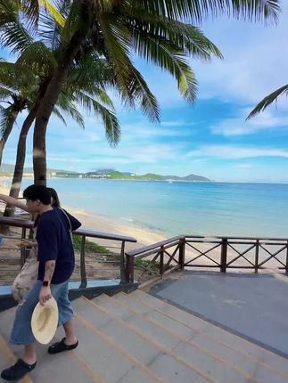 入秋后天气凉了,给宝宝安排了这种防踢睡袋,面料柔软舒适还是a类的,按扣设计能保护小肚子不着凉,真的舒服又好穿#面料柔软舒适 #防踢睡袋 #秋季新款 #宝宝睡袋 #婴幼ㄦ服饰