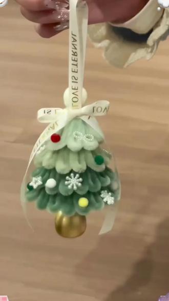 该怎么让好朋友刷到 然后给我做这个#圣诞花环 呢…#手工diy #圣诞礼物 #圣诞仪式感 #挂件