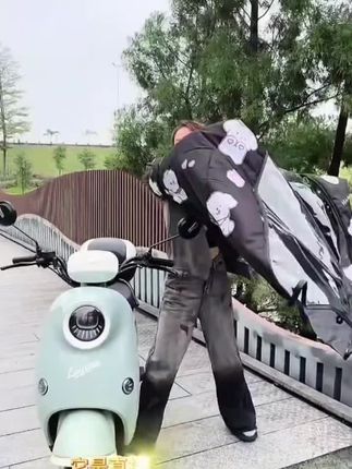电动车挡风被加绒加厚斗篷式钢化膜挡风被#电动车挡风被加绒加厚 #电动车加绒加厚挡风被 #电动车加厚加绒挡风被