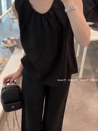 每天开心就会每天漂亮#夏天该有的样子 #穿出高级感 #慵懒风穿搭 #穿搭我是认真的 #小个子显高显瘦穿搭