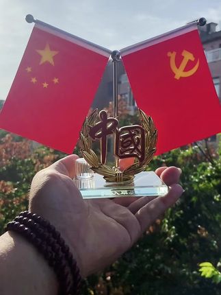 车载国旗🚩摆件…#我爱我的祖国#祝祖国繁荣强盛#祖国强大 #汽车好物#车品好物分享