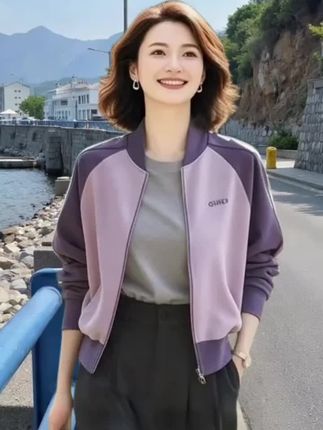 #时尚外套 #显瘦穿搭 #时尚百搭 #不挑年龄不挑身材 #谁穿谁好看系列 @抖加🔥上热门🔥dou+🔥热点宝