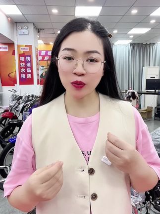 摩托车专用机油,适用两轮三轮摩托车,国三化油器摩托车,国四电喷摩托车,男装女装摩托车,超浓缩润滑油,不分排量100CC-800CC,不分品牌不分型号摩托车机油#厂家直发品质保证 #摩托车保养 #摩托车维修 #机油保养 #好物推荐🔥