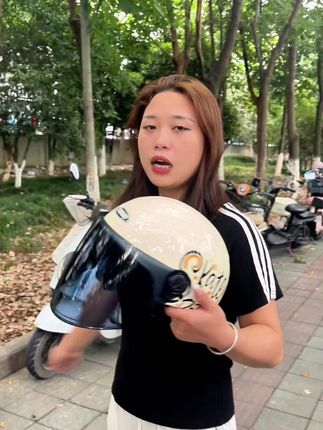 UPF50+硬核防晒,帽檐一戴,阳光拜拜,骑行全天脸颈都清爽 #野马头盔 #夏季头盔 #出行安全