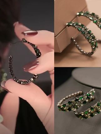 铜合金合成锆石耳饰 高级感夸张轻奢大耳圈女耳环2025年新款潮ins #时尚耳环 #耳环控 #流行耳饰 #时尚耳饰推荐 #轻奢高档耳环