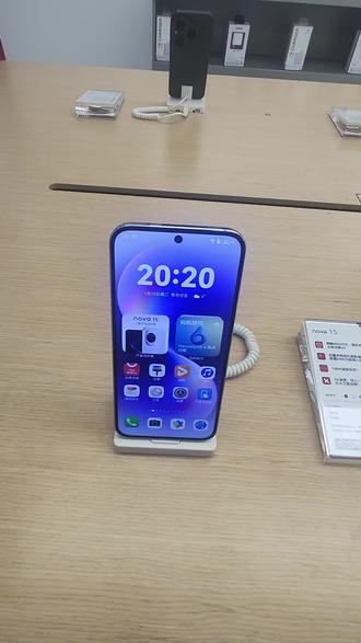 华为nova15
防窥保护
时刻保护你的隐私
#nova15 #防窥保护