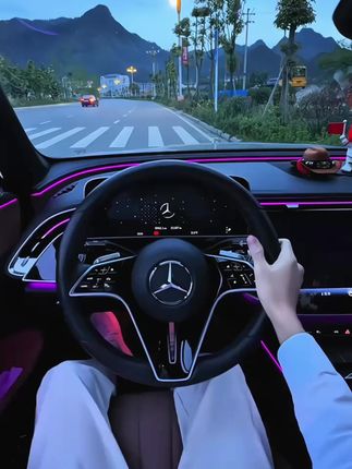 奔驰多款车型方向盘镶钻标贴,时尚装饰焕新体验! #镶钻汽车装饰 #奔驰方向盘标贴 #镶钻标贴好物 #方向盘镶钻贴 #方向盘华丽升级