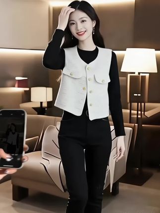 #显瘦穿搭 #穿搭#随机穿搭挑战 #拿捏秋冬叠穿公式 #秋季微胖穿搭测评