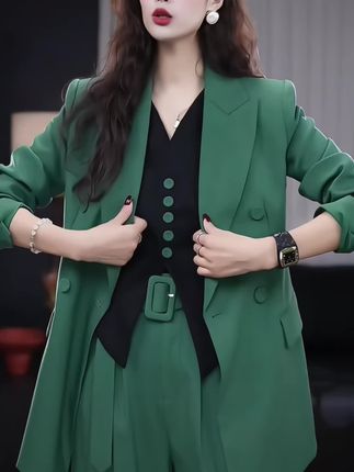 #轻奢女装 #时尚西装套装#高端定制职业西装#西服马甲阔腿裤四件套