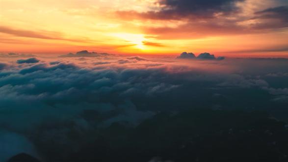 三十年 我们用脚步丈量每一寸土地
把保障写进每一份期待
我们用真心回应每一声呼唤
让温暖抵达每一个角落
#三十而立湖湘有您
#中国人寿个险营销三十周年
#三十而li共赢未来