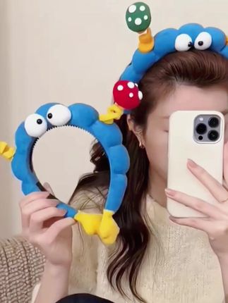 可爱爆棚!毛绒大眼仔发箍,让你轻松拥有高颅顶! #女生发饰 #高颅顶神器 #趣味发卡 #毛绒大眼仔 #可爱发箍