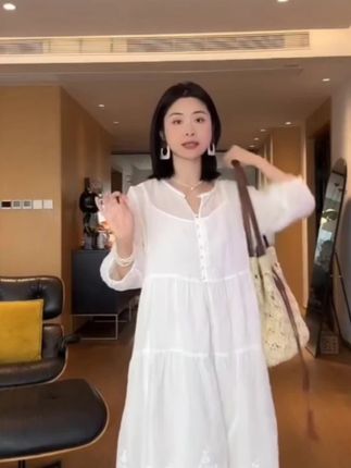 #松弛感 #宽松版型 【素素】100%苎麻宽皱肌理感重磅水溶刺绣连衣裙含老钱风松弛感女装