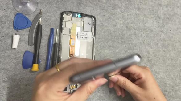 手机屏幕坏了怎么办? 自己更换手机屏幕完整版#更换手机屏幕总成 #手机屏幕总成 #手机液晶屏幕总成维修 #手机原装屏幕总成 #整活