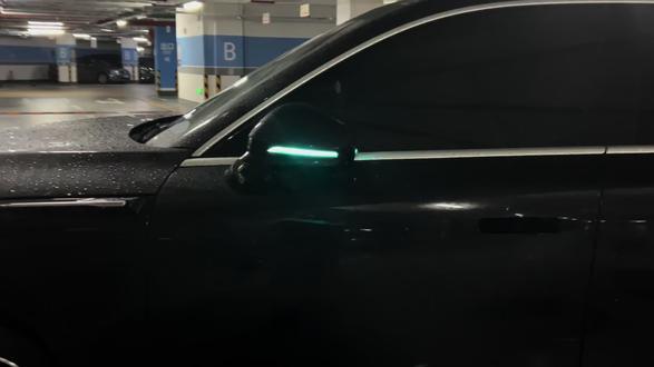 老G9也用上小蓝灯了
#小鹏汽车 #小鹏g9
