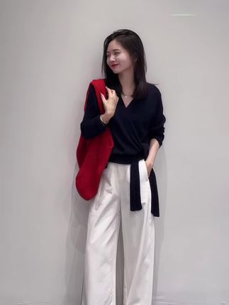 秋季新款韩版气质显瘦收腰绑带黑色针织上衣百搭阔腿裤两件套#高级感穿搭 #极简穿搭 #小个子穿搭 #藏肉显瘦穿搭 #早秋穿搭