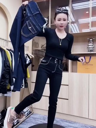 #时尚穿搭#铅笔裤#谁穿谁好看