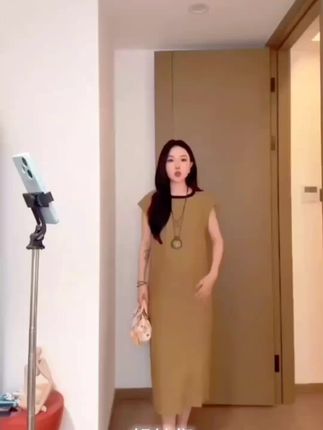 连衣裙夏女2025新款高级感超好看宽松慵懒风拼接短袖绝美气质裙子 #好物分享 #热门推荐 #爆款