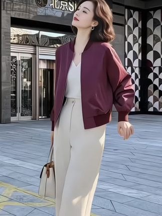 #休闲夹克外套#休闲穿搭#休闲减龄#气质休闲#穿出自己的风格@DOU+小助手