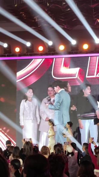 有幸亲眼所见,黄圣依成为我们圣元优跃代言人#明星现场 #黄圣依#圣元优跃#宝妈推荐