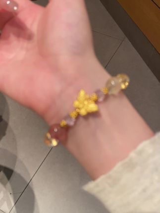 金与水晶交织的浪漫!蝴蝶手串摇曳间绽放温柔光芒#中鑫珠宝#黄金#蝴蝶#天然水晶#手链