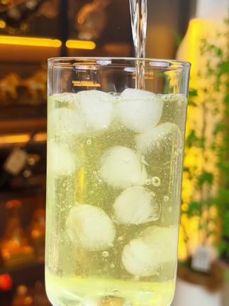 天热从来不让我家孩子喝碳酸饮料,就让他喝这个100%#苹果汁 #好喝不贵 #强烈推荐 #夏日饮品