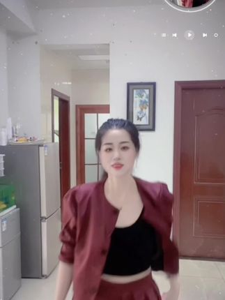 一开始说好陪你到老的人,还在吗?#简单易学舞蹈#一学就会系列#喜欢的一起跳起来