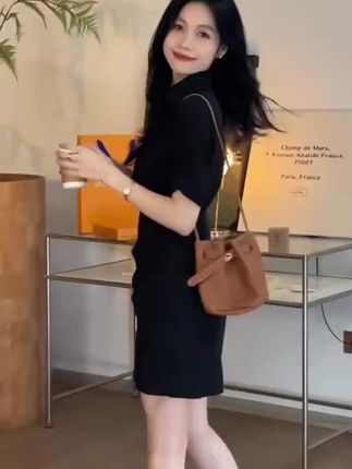 #张予曦毕雯珺真拍了红裙抱 #深情眼 #张予曦 #毕雯珺呐毕雯珺