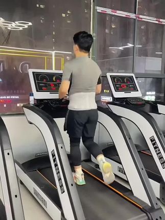 降温喷雾运动冰肌瞬间冰凉感夏天清凉喷雾降温神器军训骑手户外用#夏日必备 #运动健身 #健身 #清爽一夏 #强烈推荐