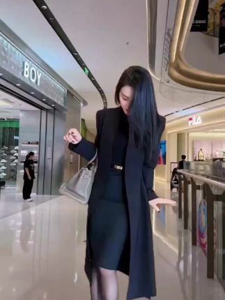 #高级感穿搭 大码黑色中长款风衣外套女高级感女神范爆款秋季新款洋气修身大衣