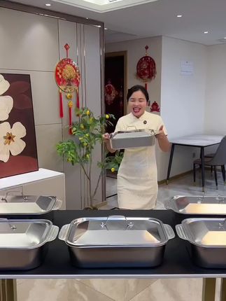 我的天呐!才十几块就买了个烤鱼盘又给送了盖子真是太划算啦!#超便宜超划算 #不锈钢烤鱼盘 #烤鱼盘 #带盖烤鱼盘