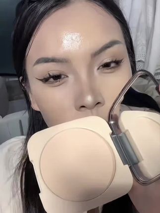 #眼影盘 #美妆 #女生必备 #我要上热门🔥 #热门音乐🔥