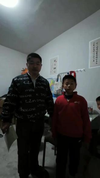 给儿子写检讨书。