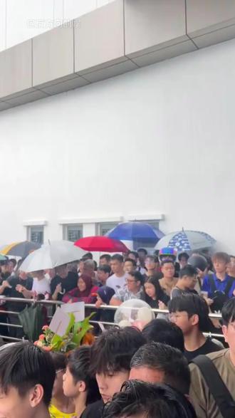 这么可爱怎么能忍住不拿下!!!#闲鱼 #卡券 #孙颖莎 #棉花娃娃 #00后的年货闲鱼买