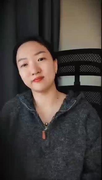 《绝句》燕子有它的房产证,鸳鸯有它的日光浴,只要不内耗,在哪儿都是春天!#邪修#小学语文#三年级下册#拒绝内耗#每天跟我涨知识 #正能量 #绝句杜甫 @DOU+小助手 @抖音小助手